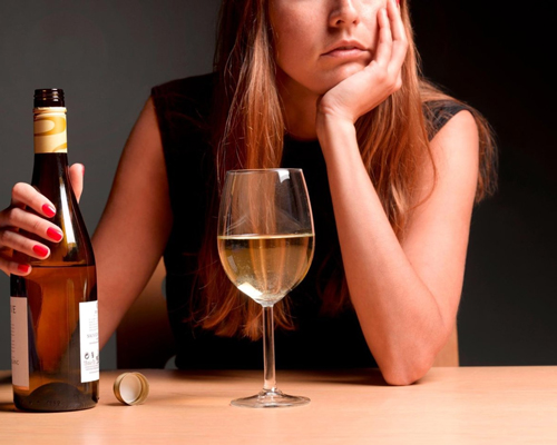 Анонимное лечение женского алкоголизма в Облучье